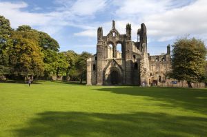 kirkstall abbey 2.jpg